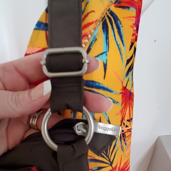 Baggallini Brown crossbody purse - Picture 5 of 8